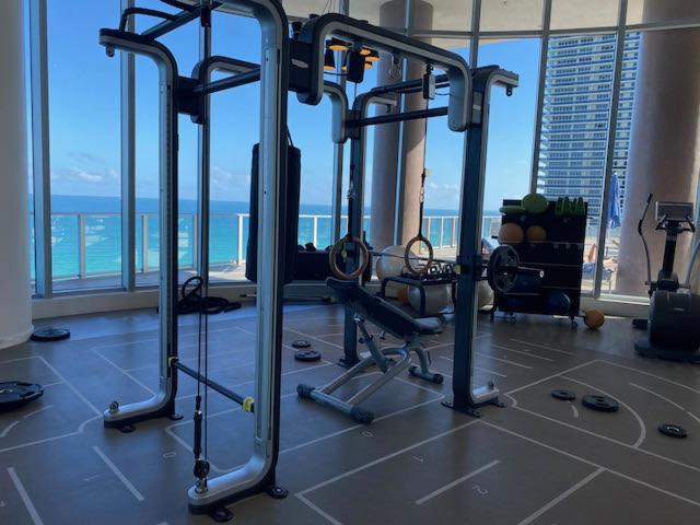 Stay At The Top With Amazing Views By Rent4Us Hollywood Exterior foto